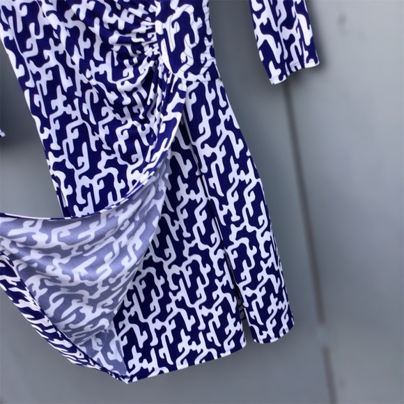 Laundry by Design Navy and White Abstract Dress Size 10P - Picture 3 of 11